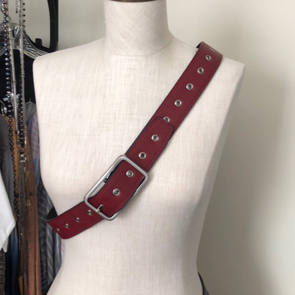 Reversible belt, never worn.